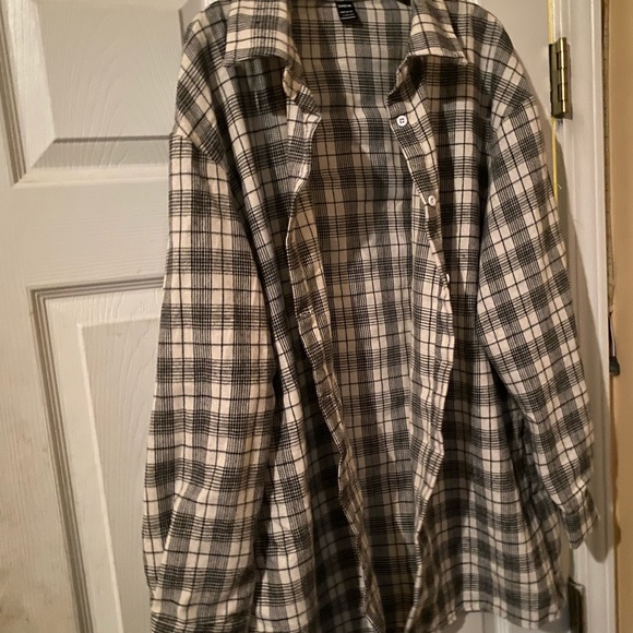 Flannel - Picture 3 of 3